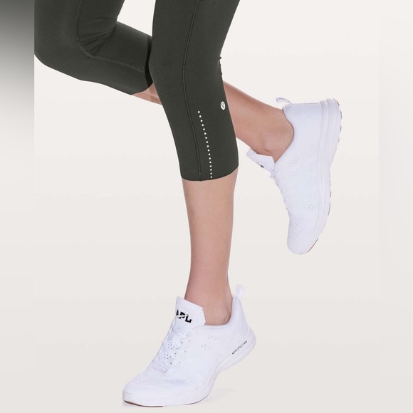 Lululemon Fast & Free Crop II *Nulux 19" - Picture 4 of 8